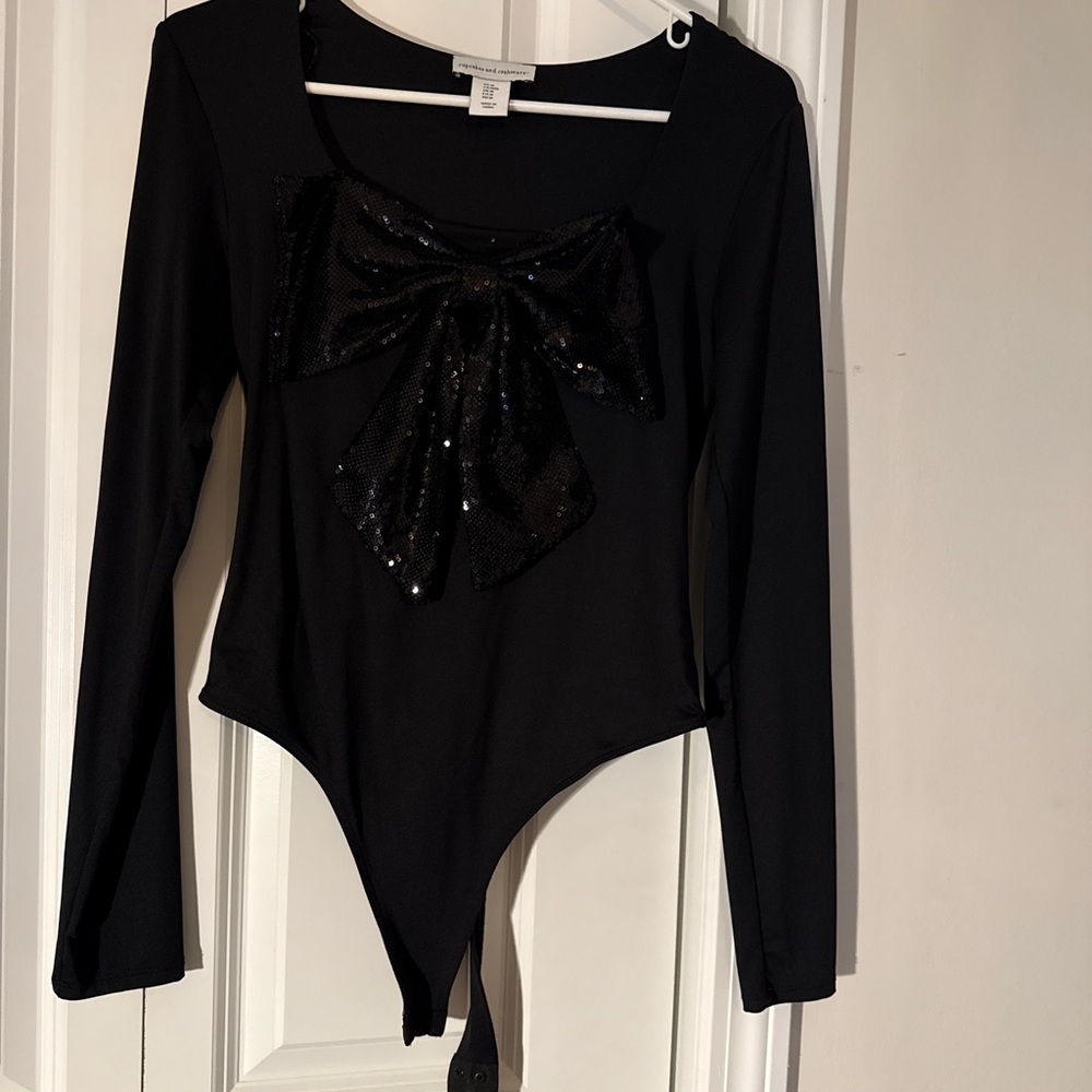 Cupcakes & Cashmere Black Sequin Detail Bodysuit